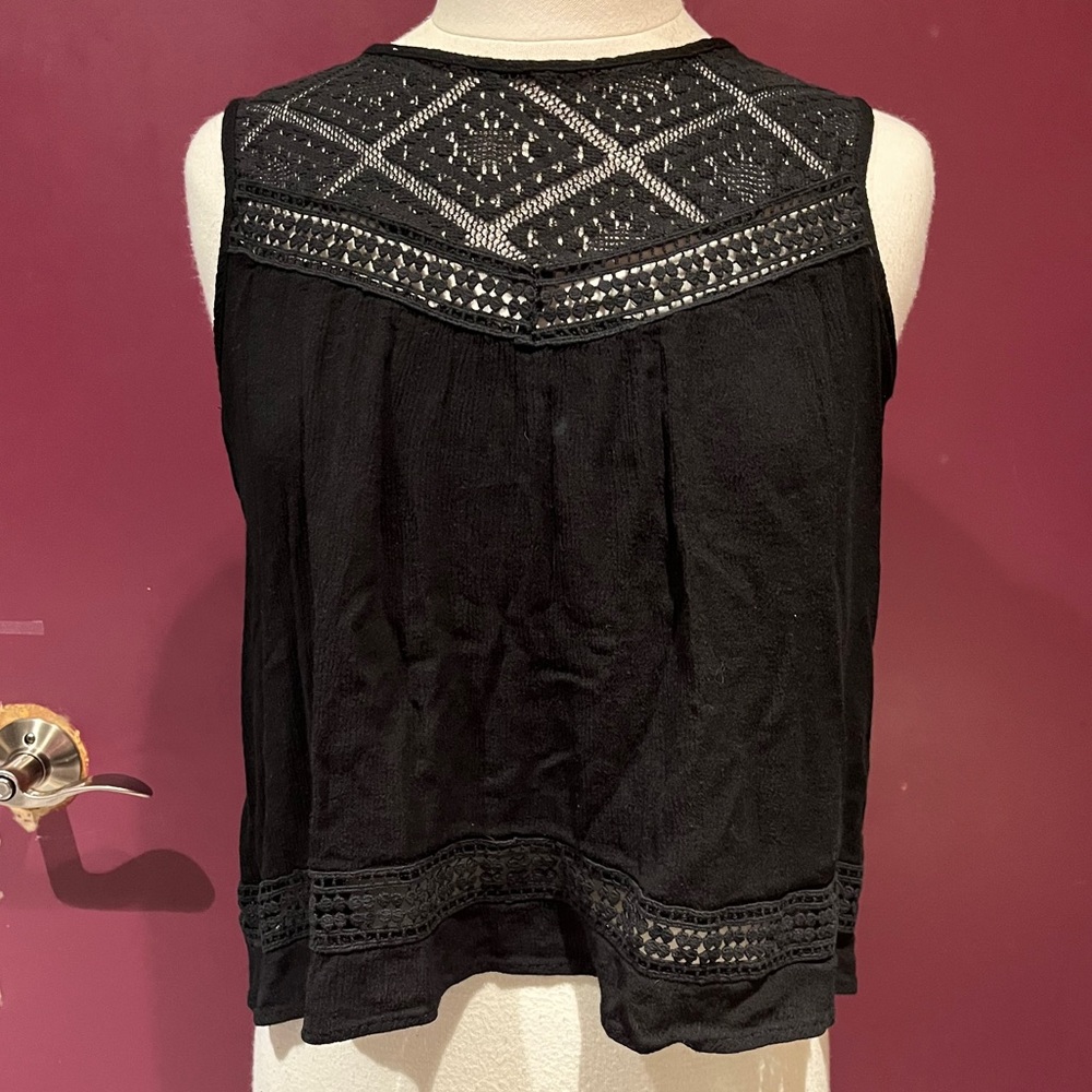 Dex Black Sleeveless Reversible Blouse With Lace Detail